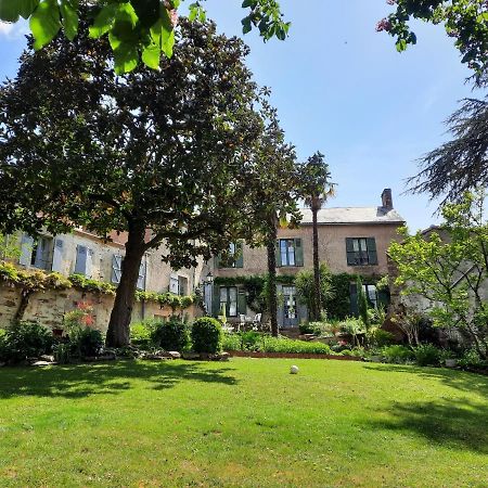 Les Cedres Bed and Breakfast Montaigu-Vendee Exteriör bild