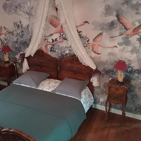 Les Cedres Bed and Breakfast Montaigu-Vendee Exteriör bild