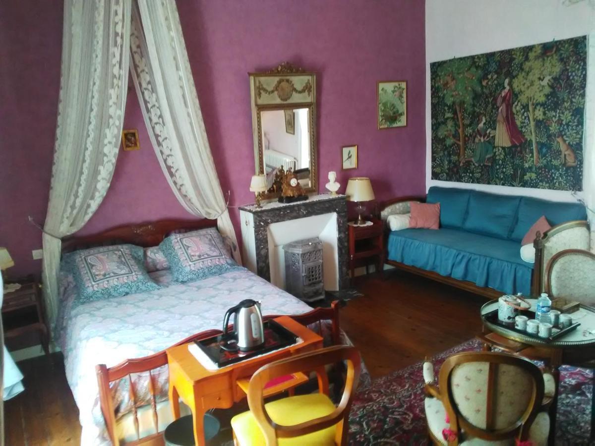 Les Cedres Bed and Breakfast Montaigu-Vendee Rum bild