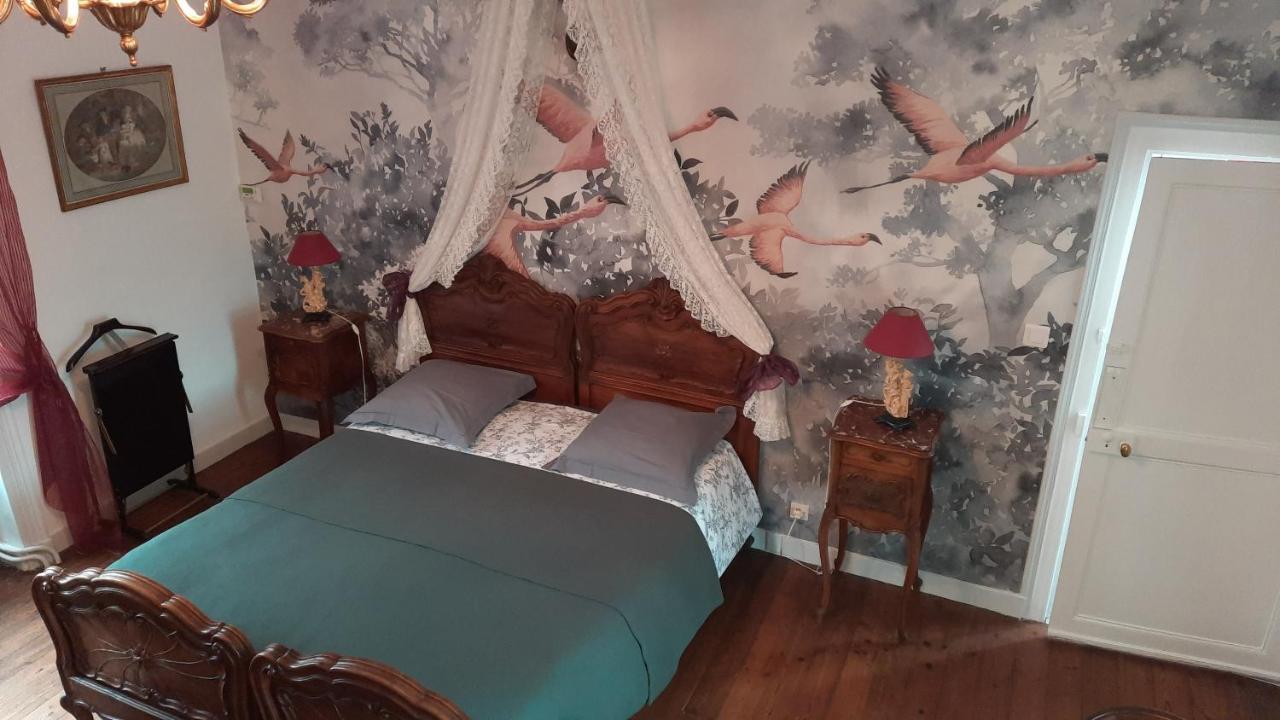 Les Cedres Bed and Breakfast Montaigu-Vendee Exteriör bild